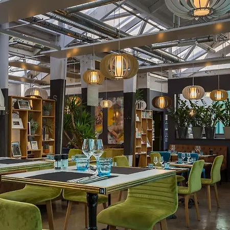 Szálloda Libera Et Restaurant Colombelles 3*