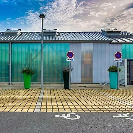 Libera Et Restaurant Colombelles Szálloda Caen