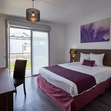 Libera Colombelles ホテル