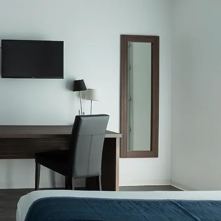 Libera Colombelles Отель 3*