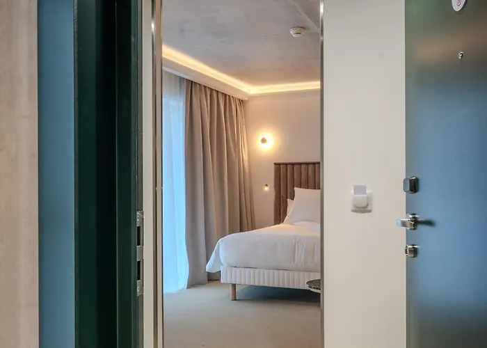 Libera Colombelles Отель Кан