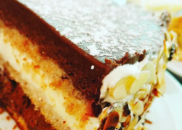 Libera Colombelles فندق